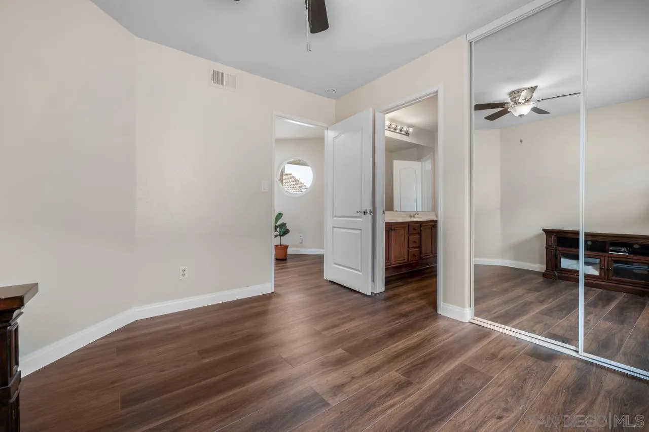 https://cdn.realtyfeed.com/cdn/127/250037312/51e5b7a0f34d09c12187b00e2b3e0763.webp