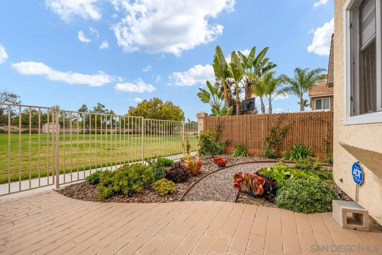 https://cdn.realtyfeed.com/cdn/127/250037312/5bc57ceca2cd74d8f70dc9d1d30c121b.webp