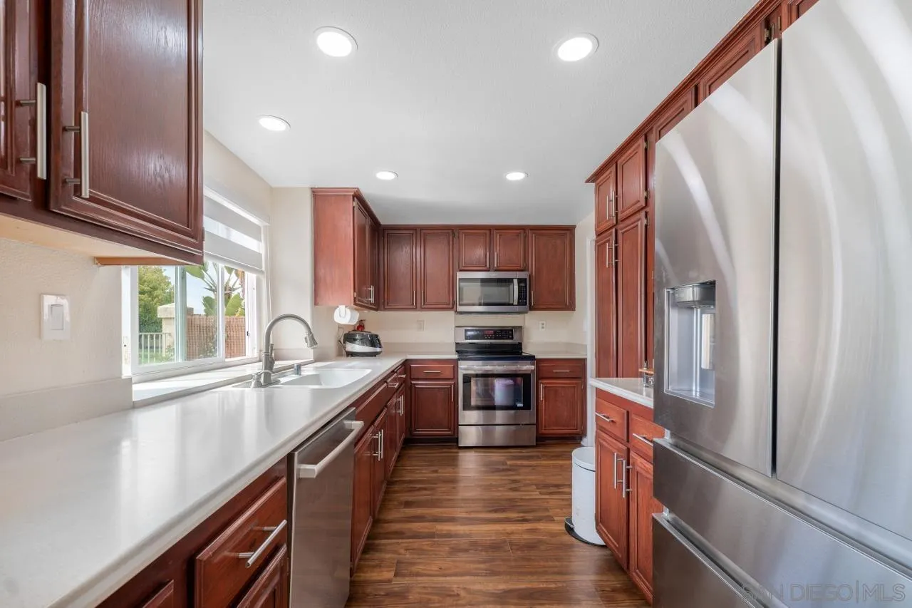 https://cdn.realtyfeed.com/cdn/127/250037312/c9d436534dbc86e58a30e5f6326cbc6a.webp