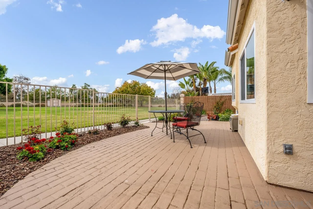 https://cdn.realtyfeed.com/cdn/127/250037312/cda35656dd76af0d25dfd658186a968b.webp