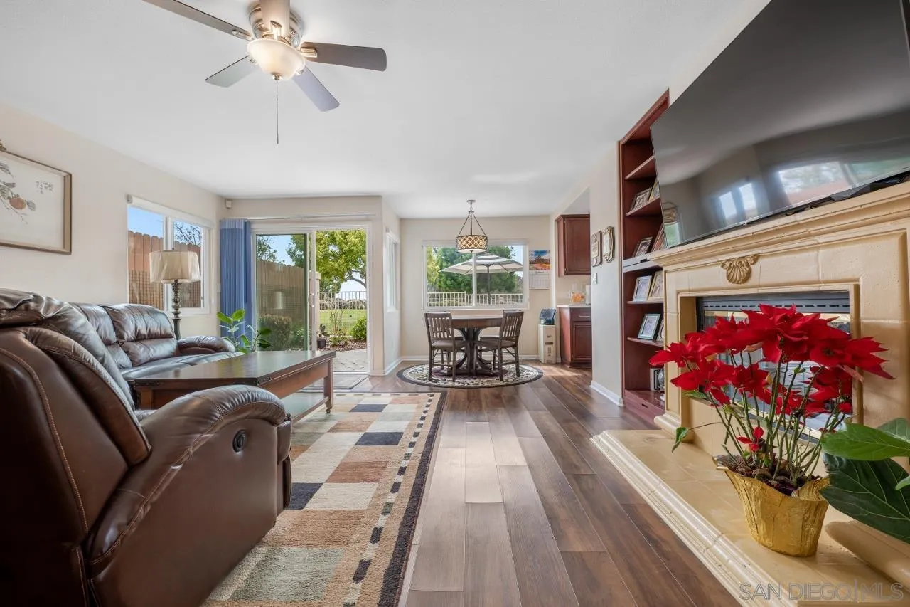 https://cdn.realtyfeed.com/cdn/127/250037312/e8dd0e08aed000d06a2f7357ff475168.webp