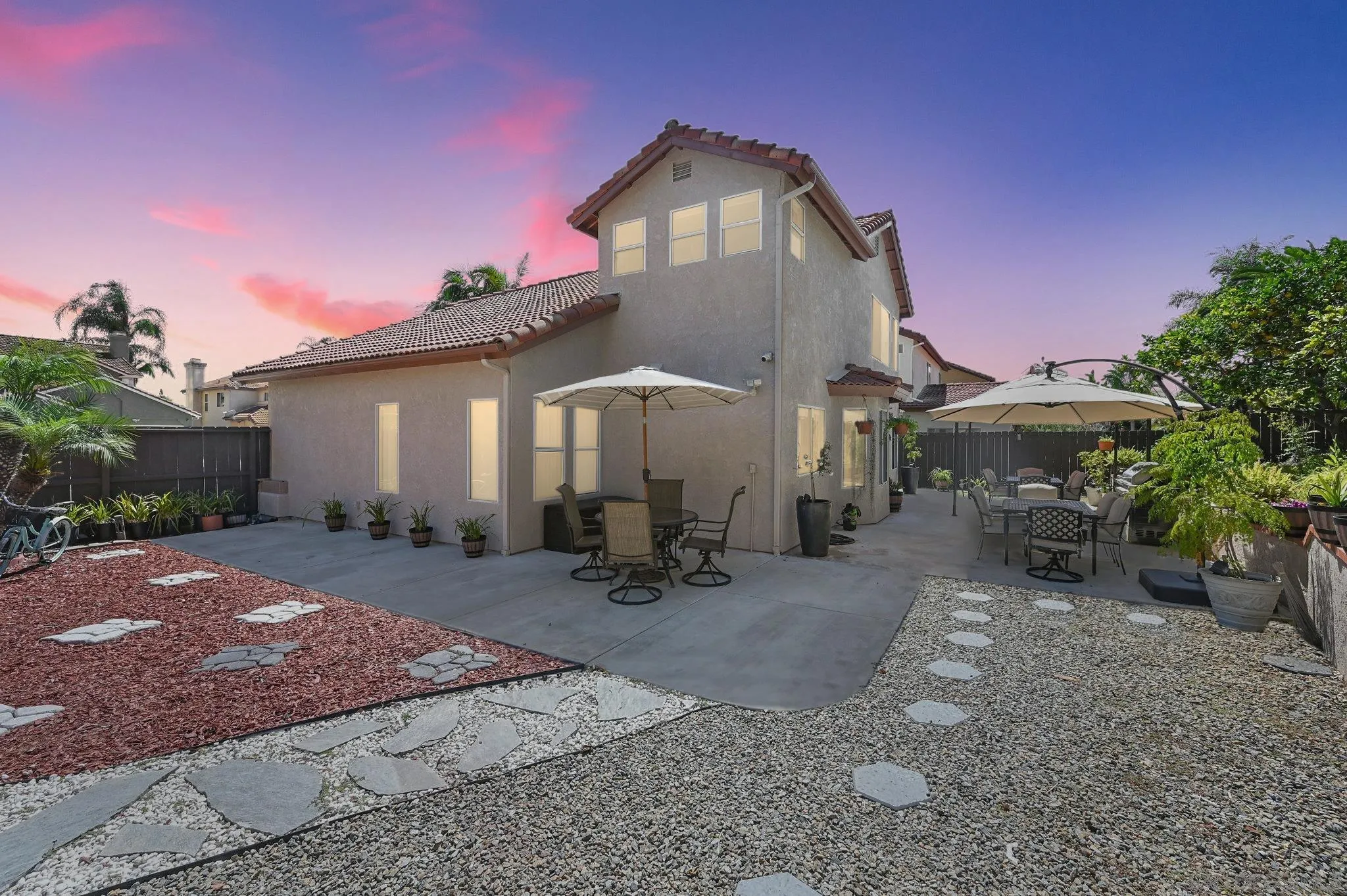 https://cdn.realtyfeed.com/cdn/127/250037313/5ad93c6ad2f7323d830fddf6caec76d5.webp