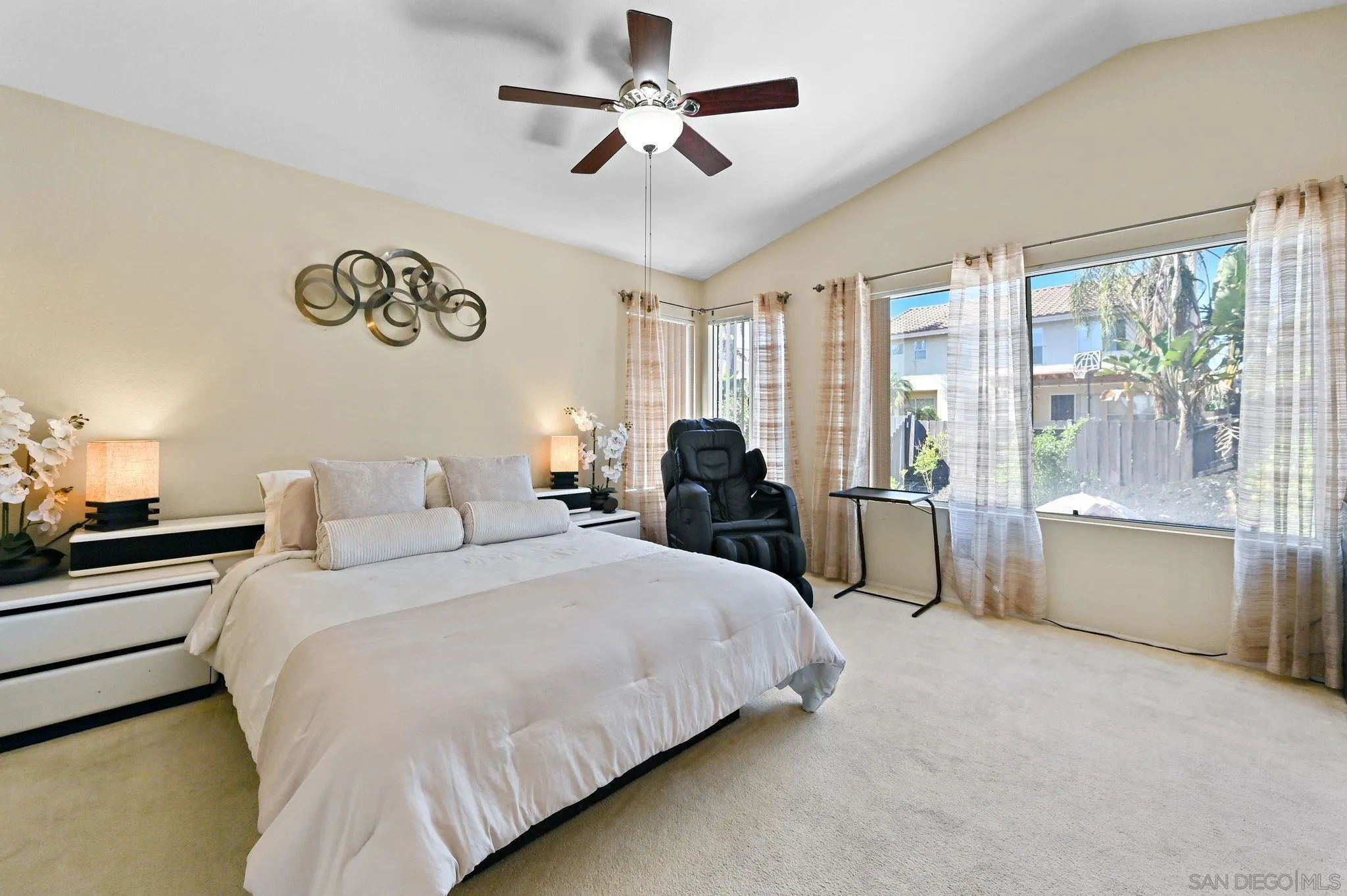 https://cdn.realtyfeed.com/cdn/127/250037313/8455152e0b3ed0a70c568babd0ad29c4.webp