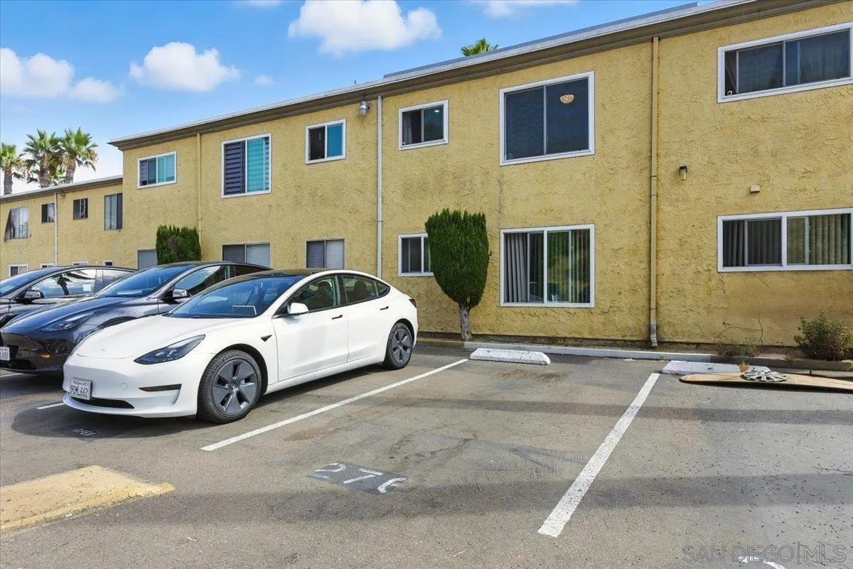 https://cdn.realtyfeed.com/cdn/127/250037314/276f5b9de580326747d0a463217d85c1.webp