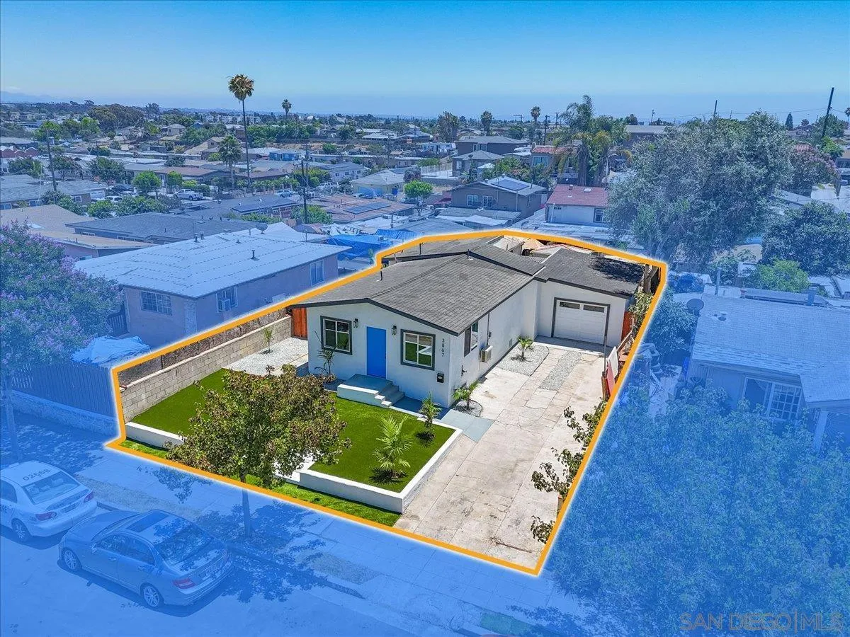https://cdn.realtyfeed.com/cdn/127/250037315/140e3af5d8ae3ecb98eaafd9efd8a0bb.webp