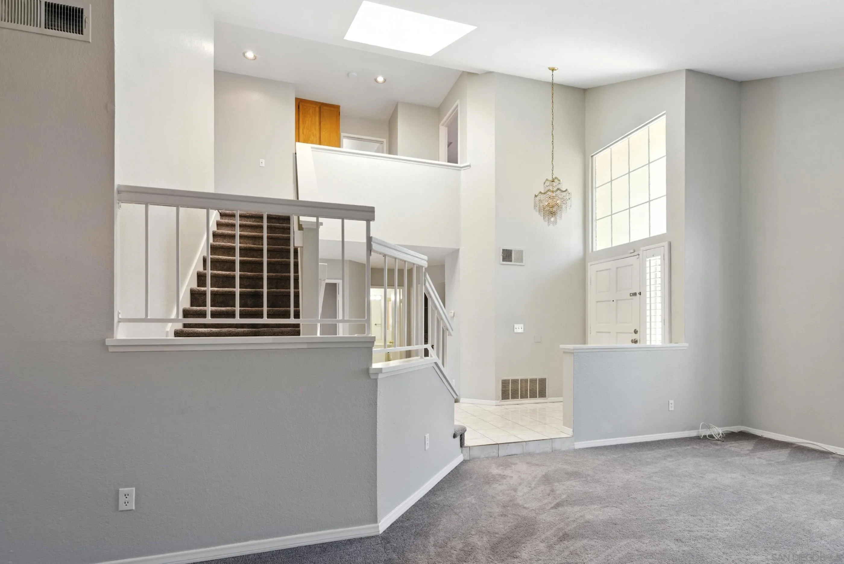 https://cdn.realtyfeed.com/cdn/127/250037319/28b8e90d26978f23e38ece438b883cae.webp
