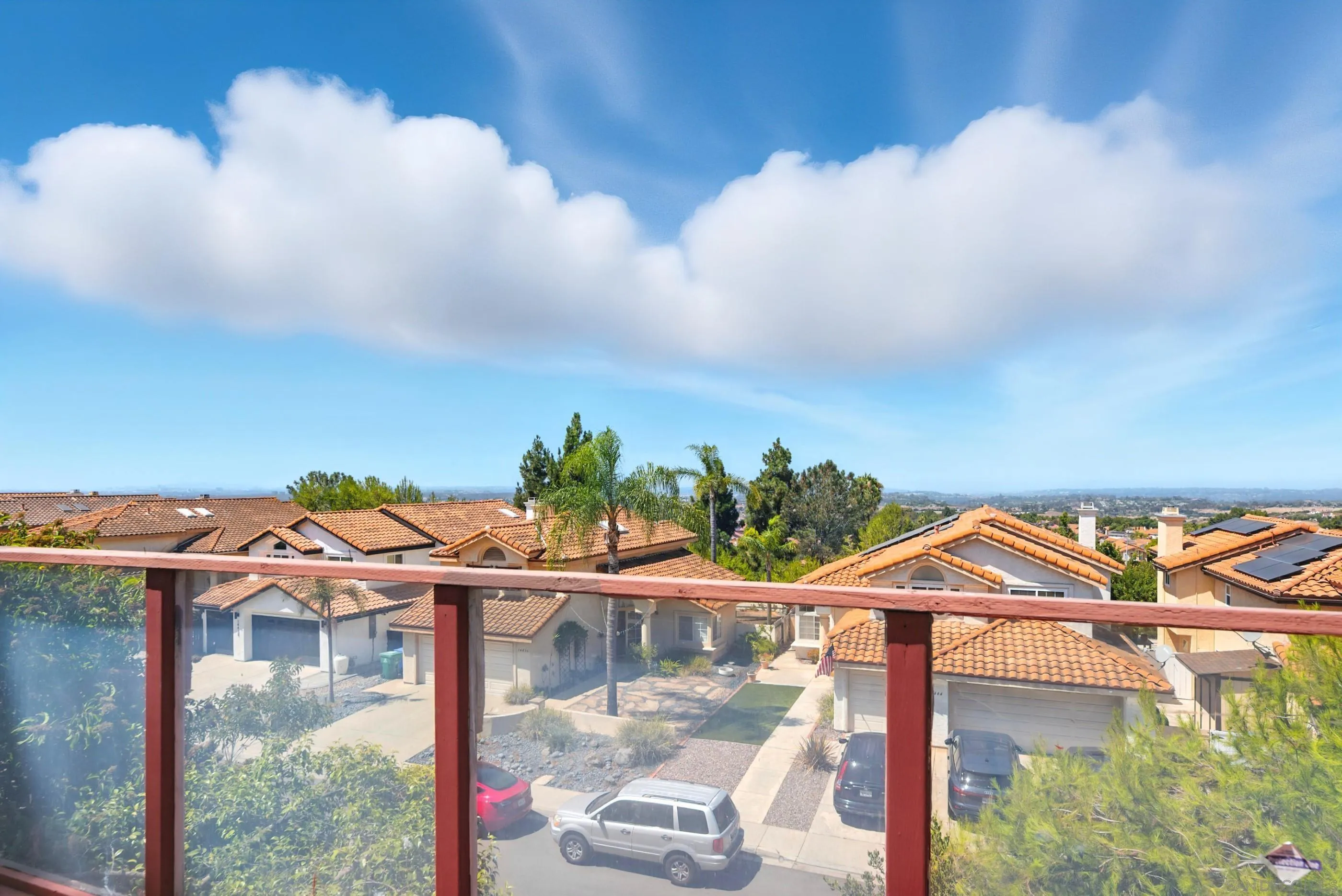 https://cdn.realtyfeed.com/cdn/127/250037319/4a90db8ec2fb1208fdc4207a502a208e.webp