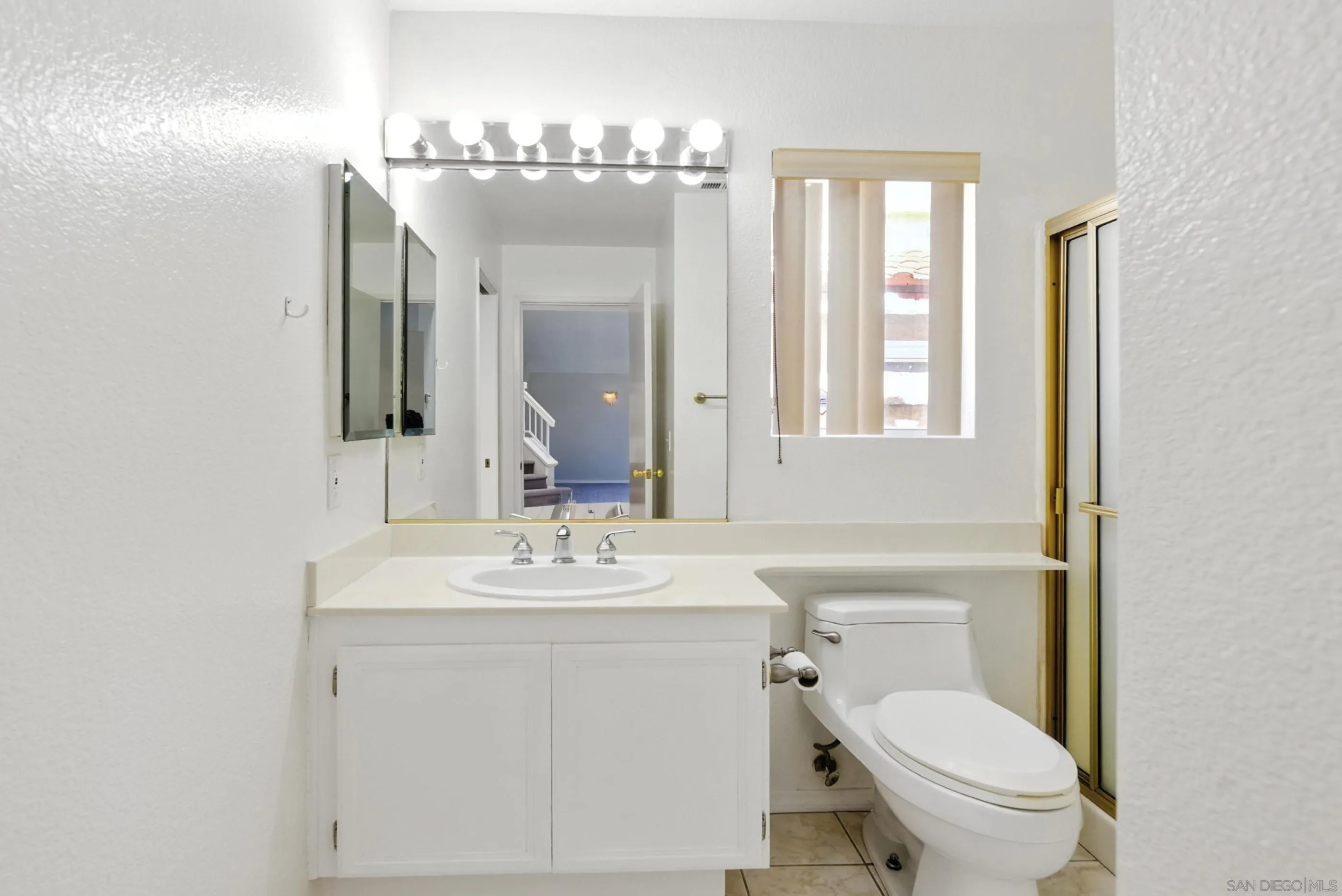 https://cdn.realtyfeed.com/cdn/127/250037319/5c5c4964bf5594de1a46b76a44b6c9f1.webp