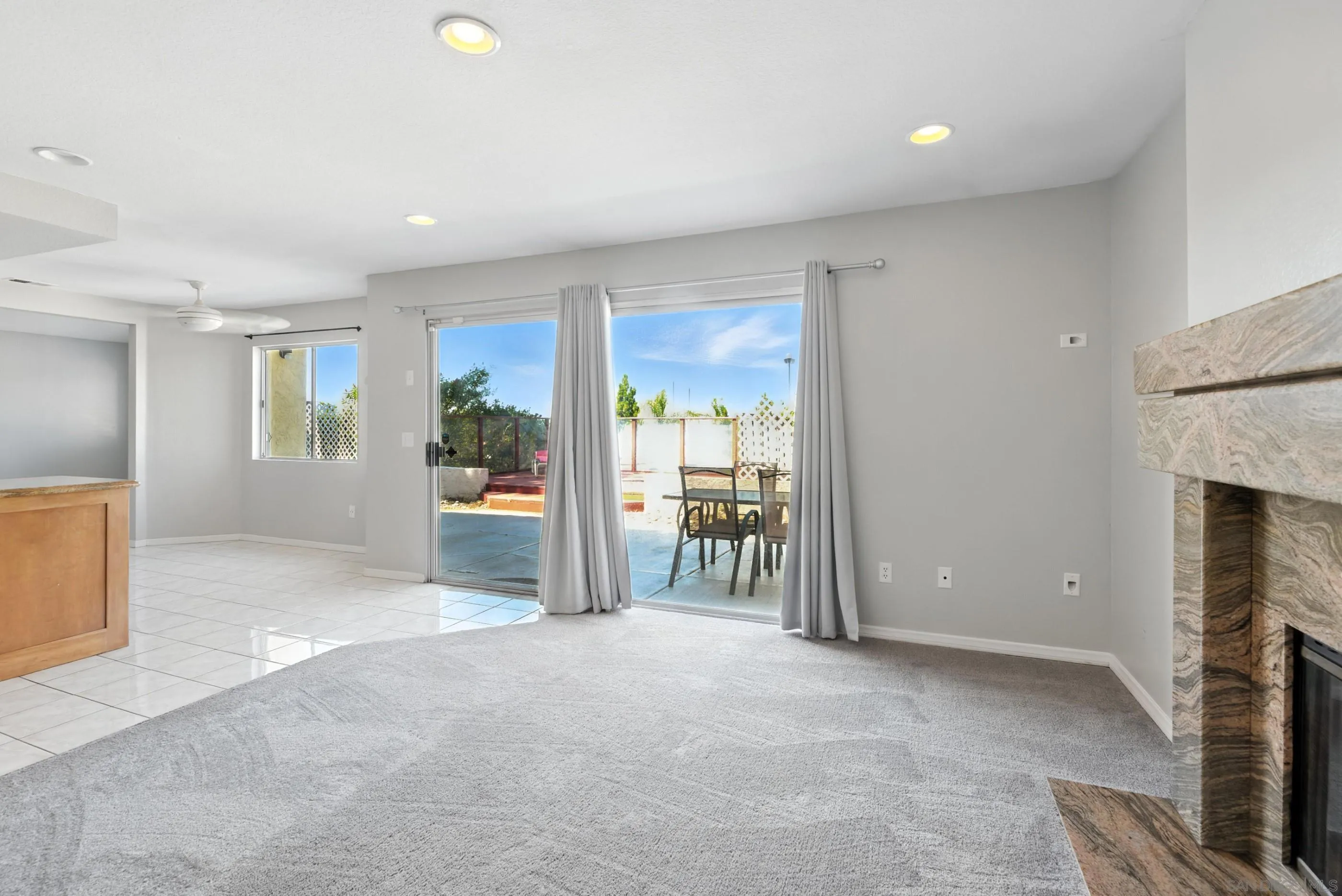 https://cdn.realtyfeed.com/cdn/127/250037319/f6104003d7c34f2516539ffff95b6dfb.webp