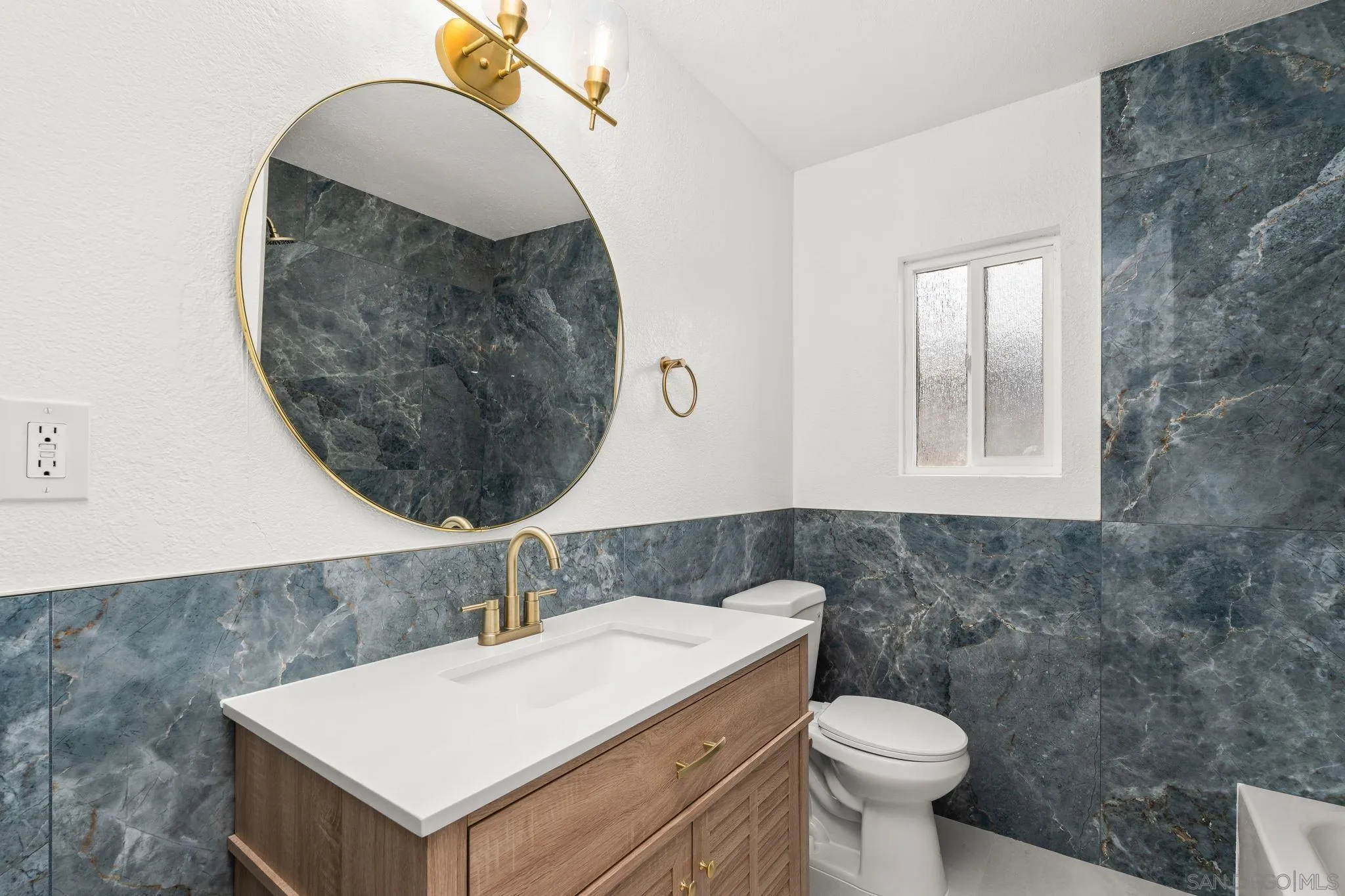 https://cdn.realtyfeed.com/cdn/127/250037323/0ba55fe895f111b42dd8b72f657cd3ee.webp