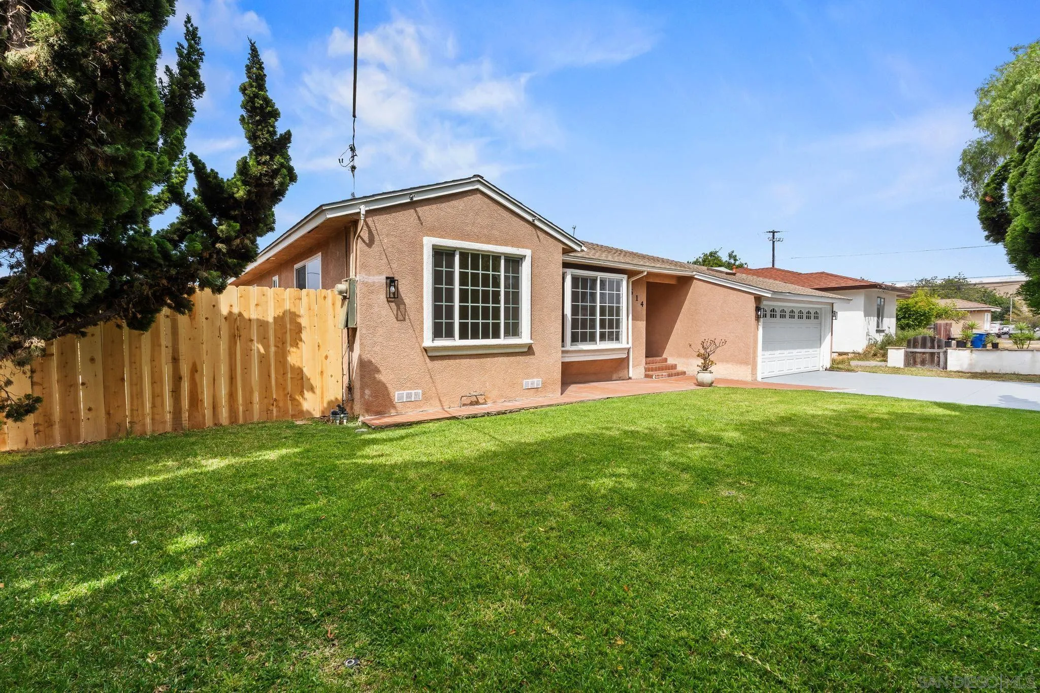 https://cdn.realtyfeed.com/cdn/127/250037323/4c4268e208e261ea4378c7687f946b12.webp