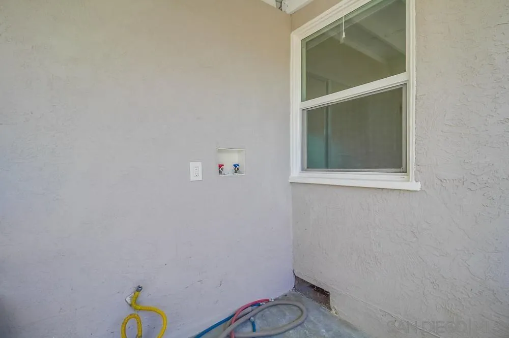 https://cdn.realtyfeed.com/cdn/127/250037324/3dd10ec92532aa4d0fd55219e477dd4f.webp