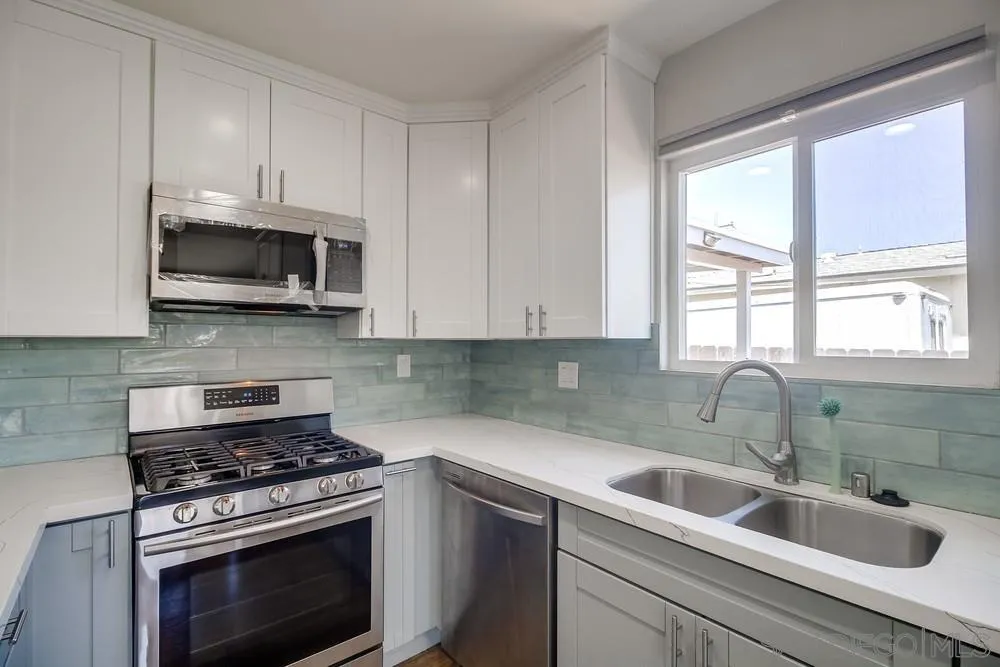 https://cdn.realtyfeed.com/cdn/127/250037324/54db75702a66b287b39339be52d569eb.webp