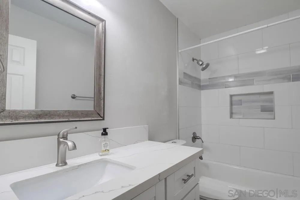 https://cdn.realtyfeed.com/cdn/127/250037324/6130aed255b3420cceeb4bceedcb061a.webp