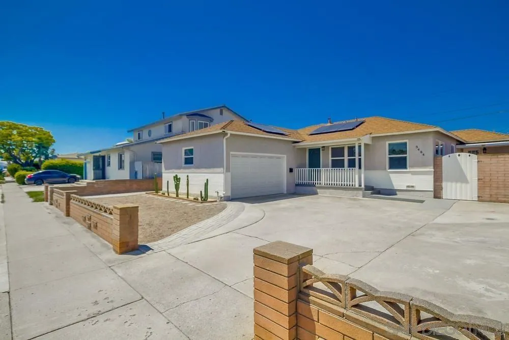 https://cdn.realtyfeed.com/cdn/127/250037324/704840ebca21a50893788cb41c0447ba.webp