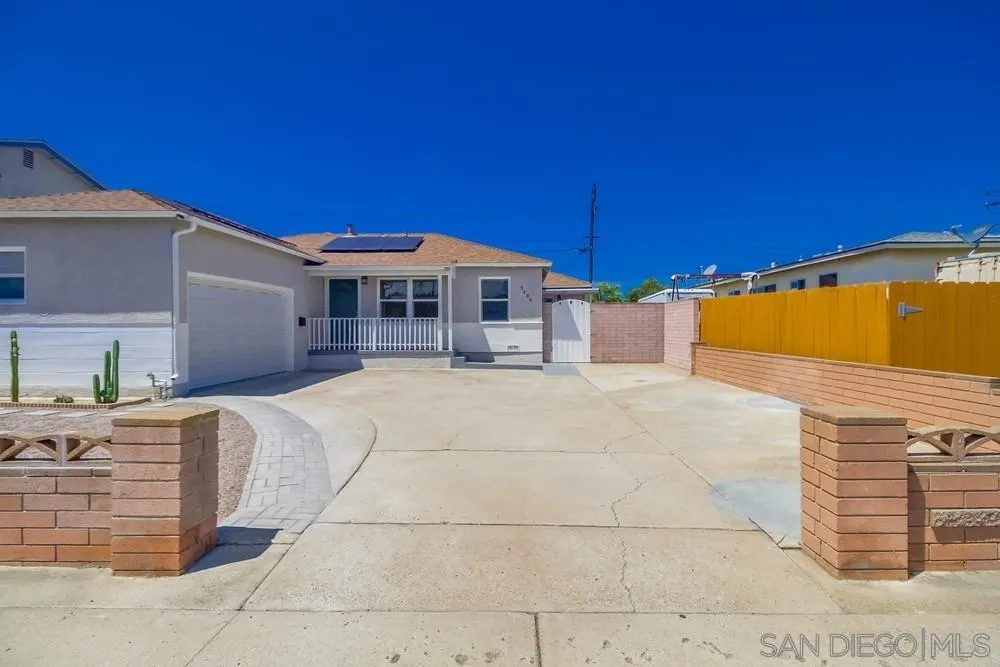 https://cdn.realtyfeed.com/cdn/127/250037324/a722c9c47dde8575c2da3c84aab1ac24.webp
