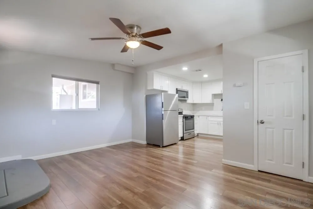 https://cdn.realtyfeed.com/cdn/127/250037324/d4284188b59eb0497d2e7f0c5d160653.webp