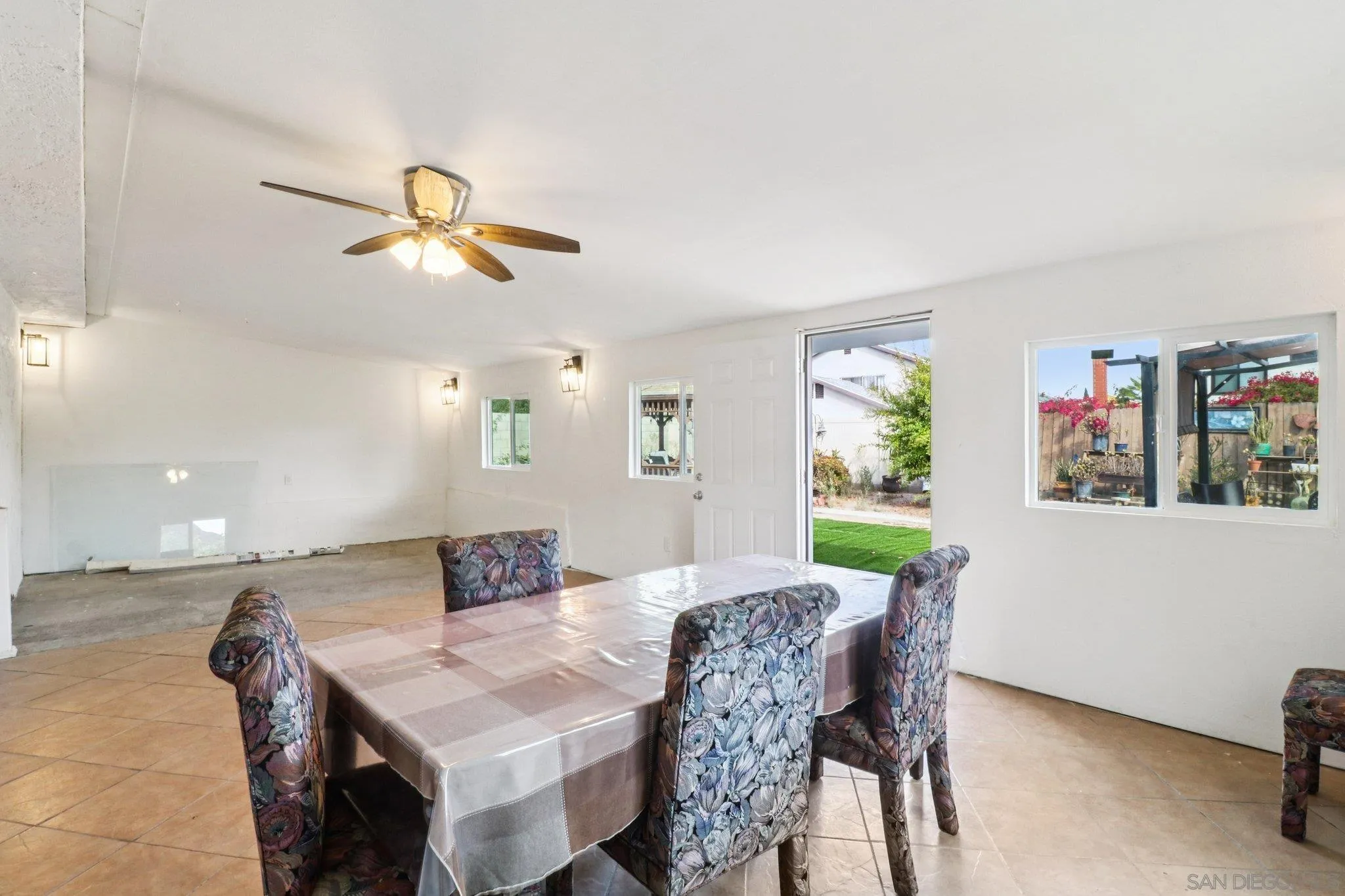 https://cdn.realtyfeed.com/cdn/127/250037326/36c508ac8e580931fb17eace7ec4ab45.webp