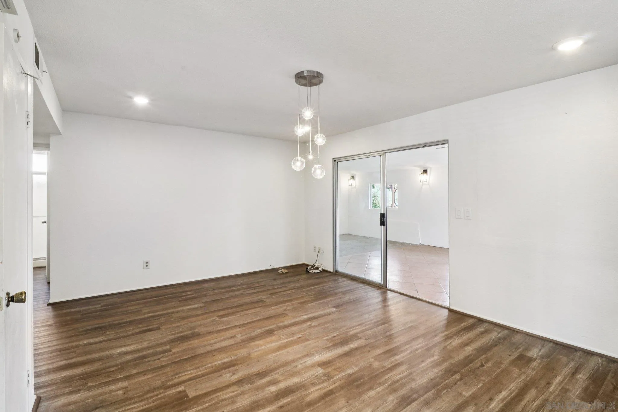https://cdn.realtyfeed.com/cdn/127/250037326/edf21ce7f893c2a221b57fb1f4629ec6.webp