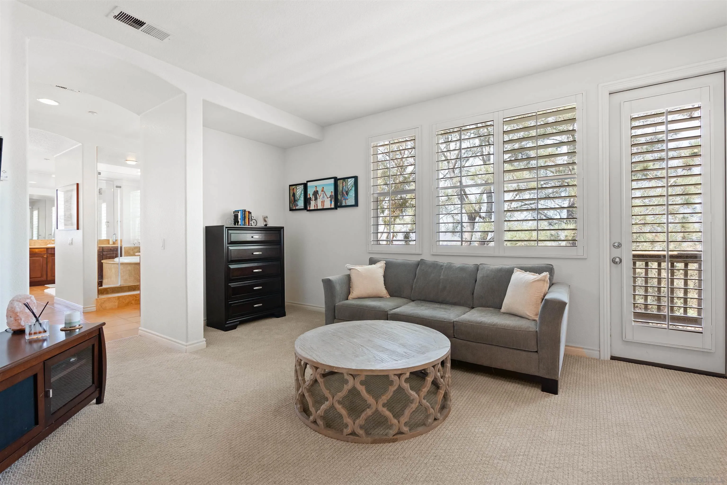 https://cdn.realtyfeed.com/cdn/127/250037333/bf6969ab82d0d4c24acfe4a0a5949730.webp