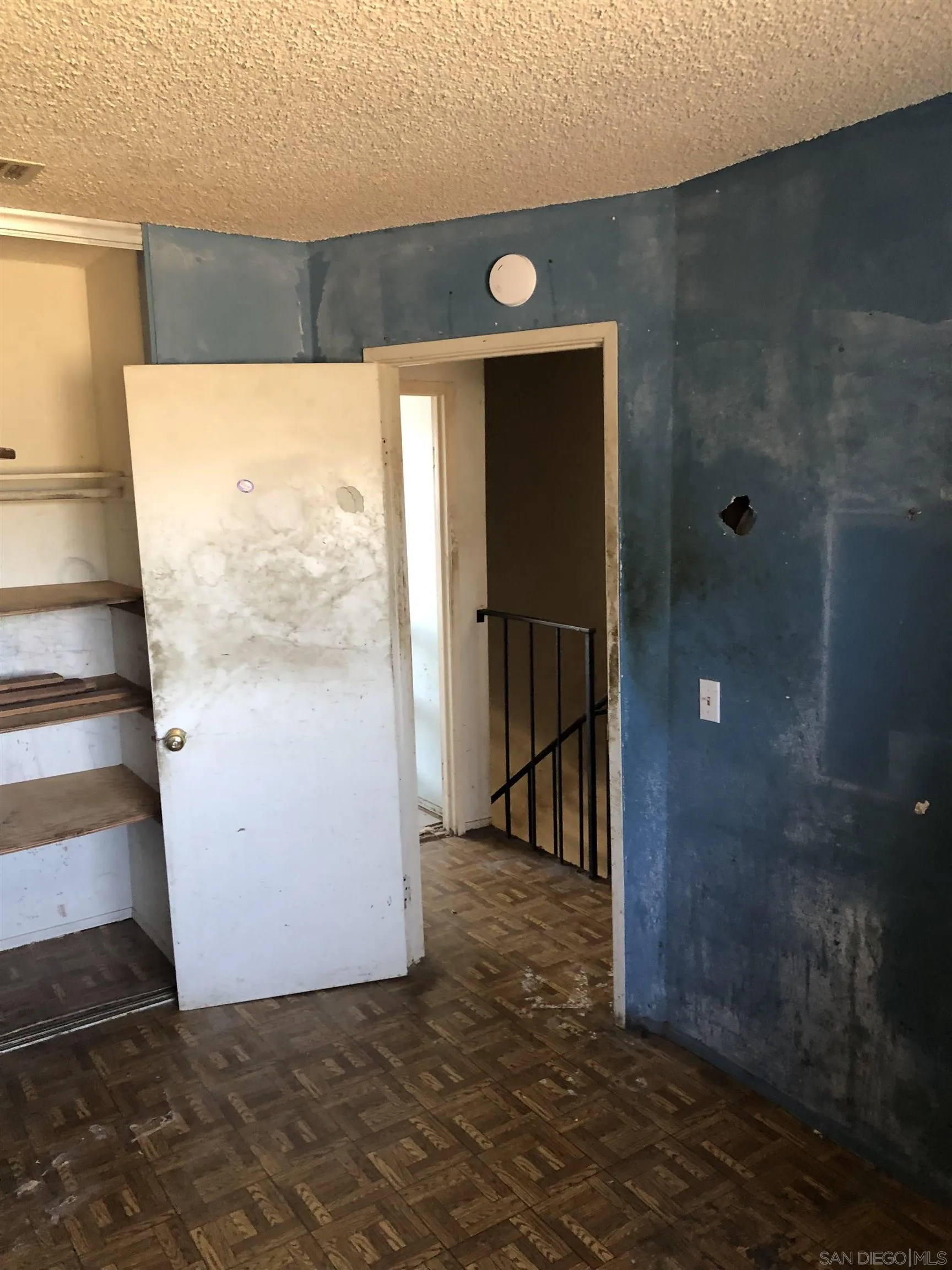 https://cdn.realtyfeed.com/cdn/127/250037334/9f2c76427b660f0cd220cf896604bf70.webp