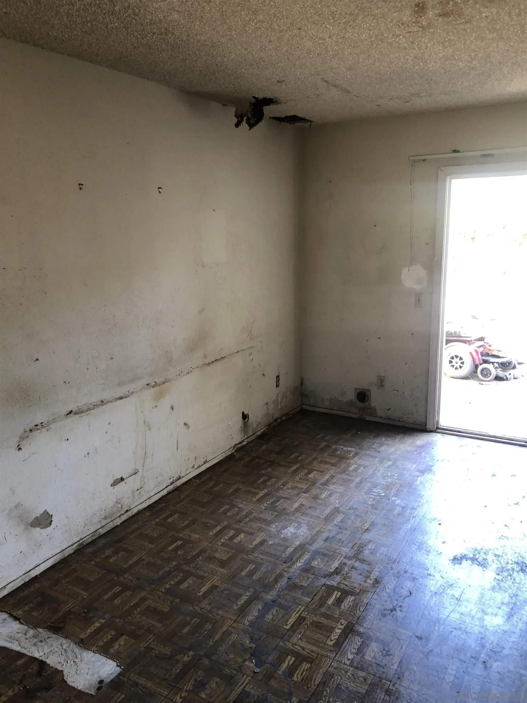 https://cdn.realtyfeed.com/cdn/127/250037334/a9abf1d4228eb996046f99276b6d05ed.webp