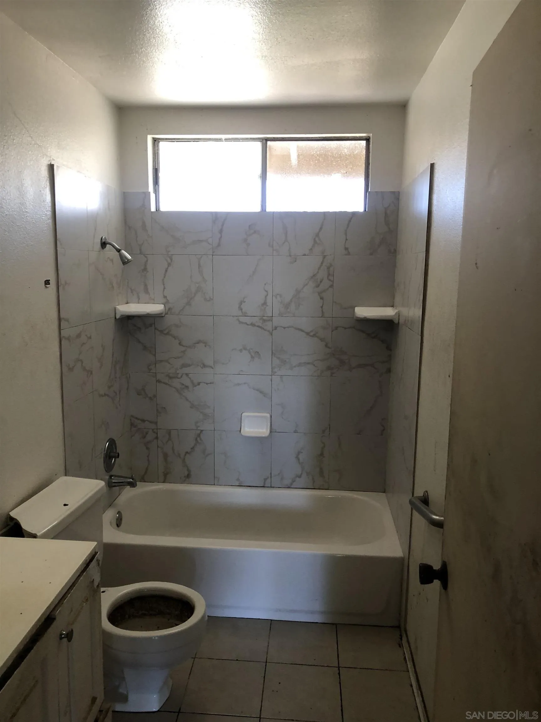 https://cdn.realtyfeed.com/cdn/127/250037334/dee2e3b621e1ed41d717ce4f5f8f3179.webp