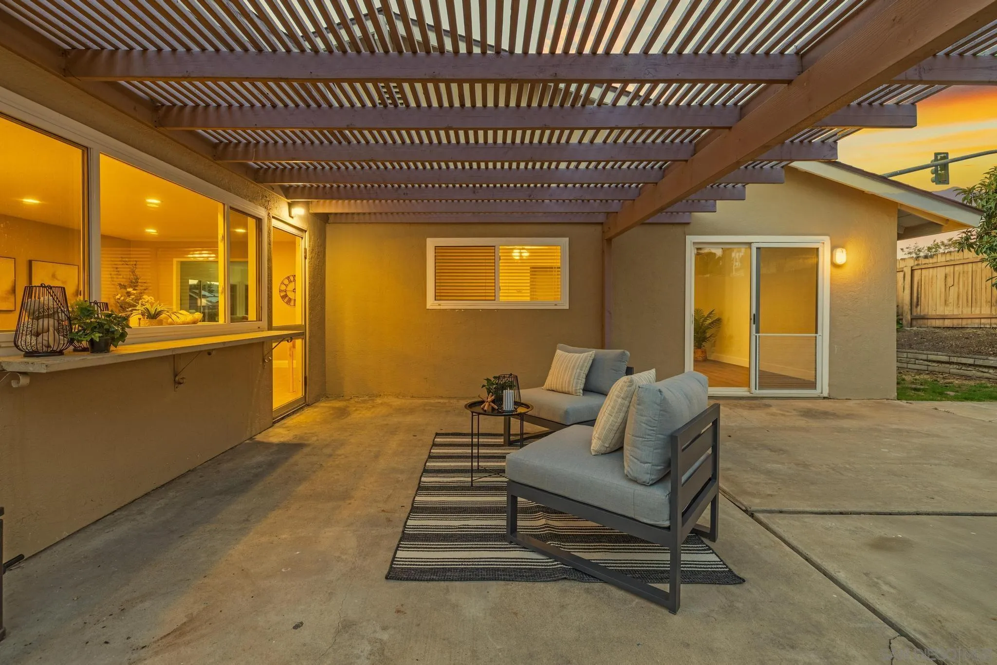 https://cdn.realtyfeed.com/cdn/127/250037336/952418042c4608f3b926ef8ffcc9ad3b.webp