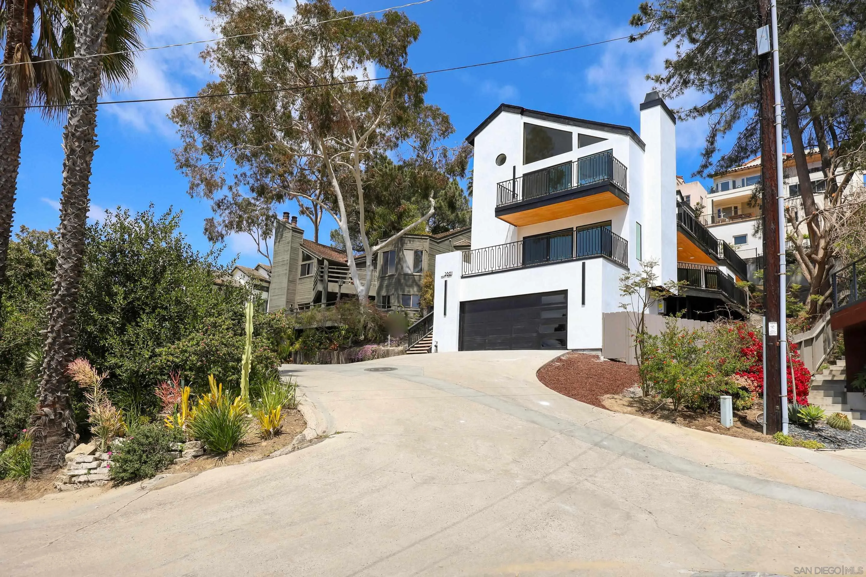 https://cdn.realtyfeed.com/cdn/127/250037339/70f01085528501703c8b69060796453a.webp