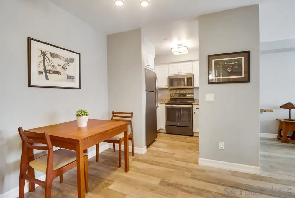 https://cdn.realtyfeed.com/cdn/127/250037340/08b446c64fa87e416bbd4e95c75fab93.webp
