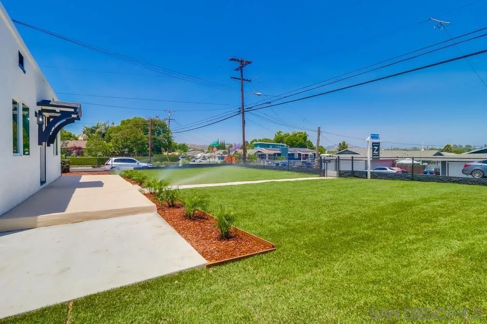 https://cdn.realtyfeed.com/cdn/127/250037341/31e09657df3879fb30b5c7107d942f44.webp