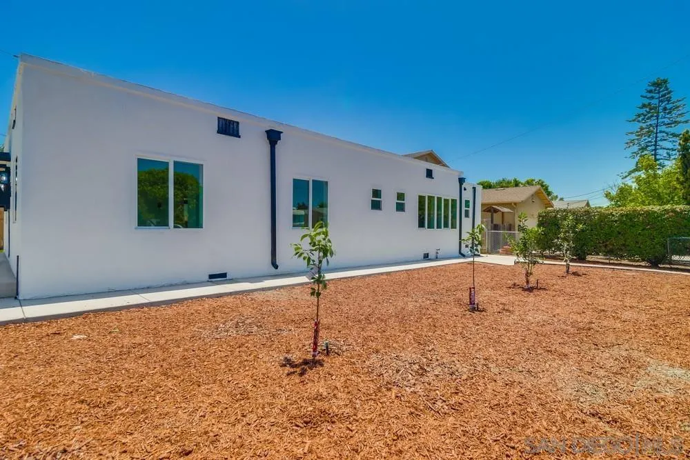 https://cdn.realtyfeed.com/cdn/127/250037341/3ee3995fe6f50e67d62587ba75c62abe.webp