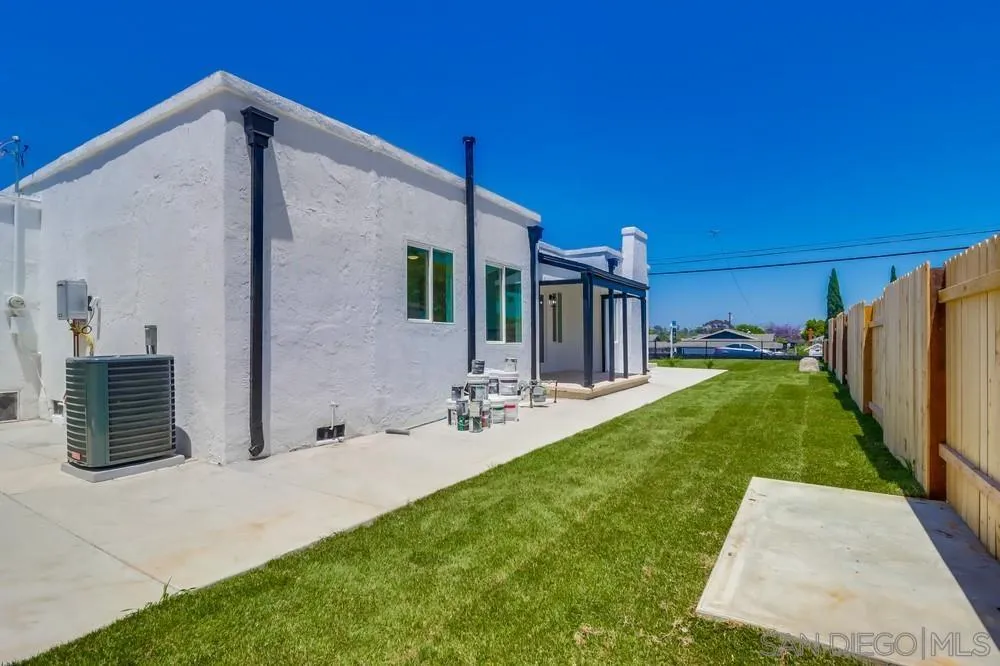 https://cdn.realtyfeed.com/cdn/127/250037341/5c768f97fec5f7f158cf0750eef275a2.webp