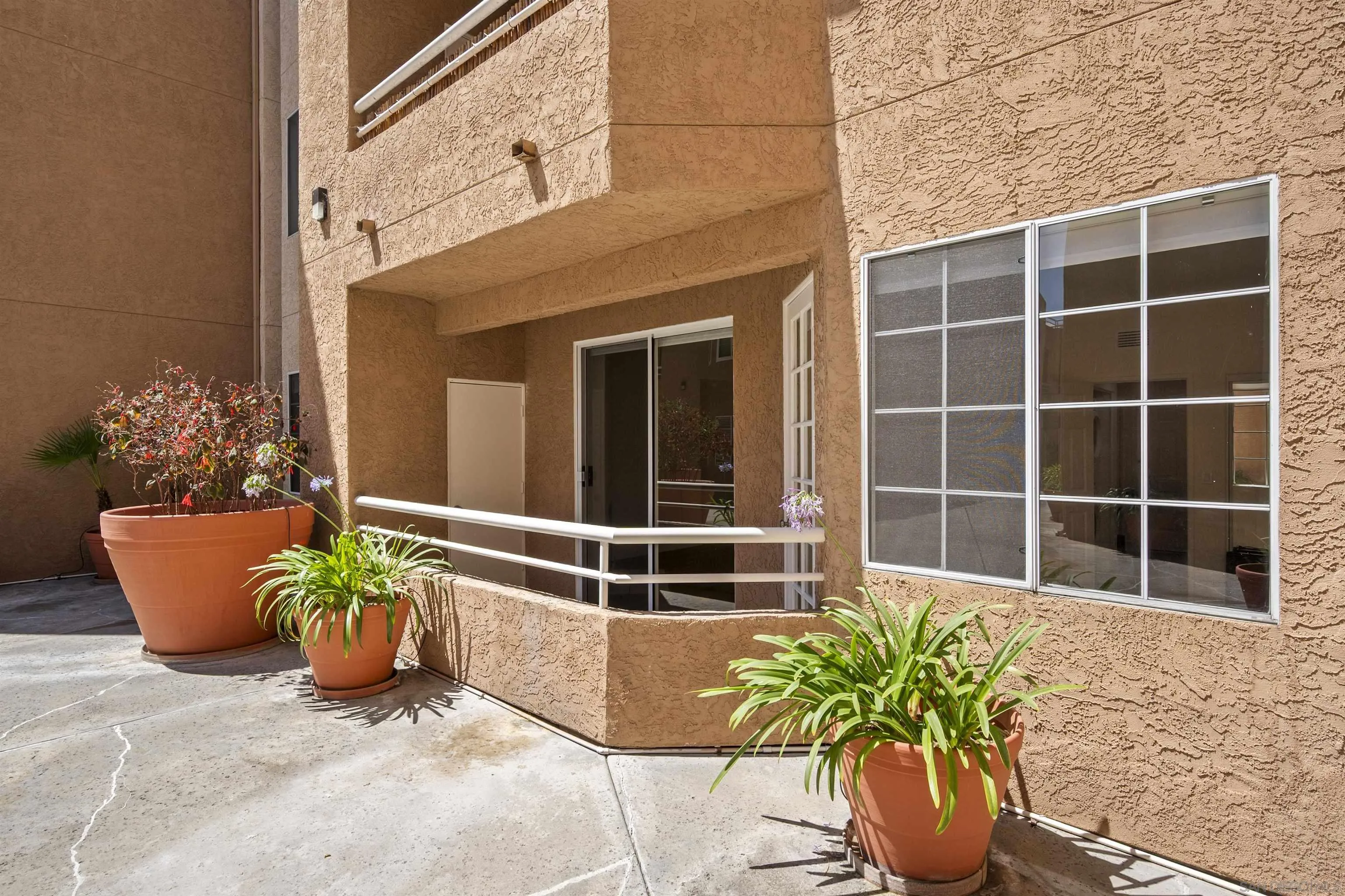 https://cdn.realtyfeed.com/cdn/127/250037342/29a5f2f7bb0c14e120832ba8b436ef17.webp