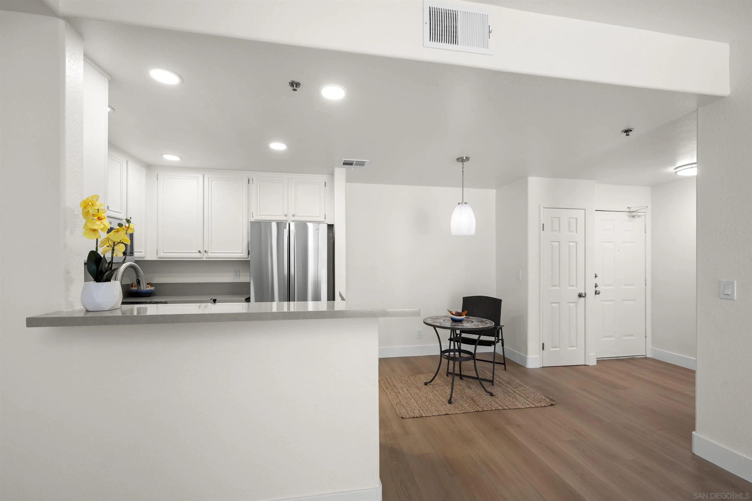 https://cdn.realtyfeed.com/cdn/127/250037342/ac31f4fb333ef3a7fa339b8078b72cdf.webp