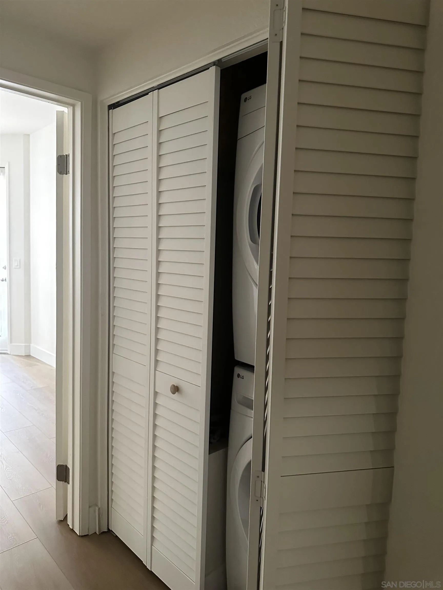 https://cdn.realtyfeed.com/cdn/127/250037342/cd78e86ffceea9e9ee23a3dd134b32fd.webp