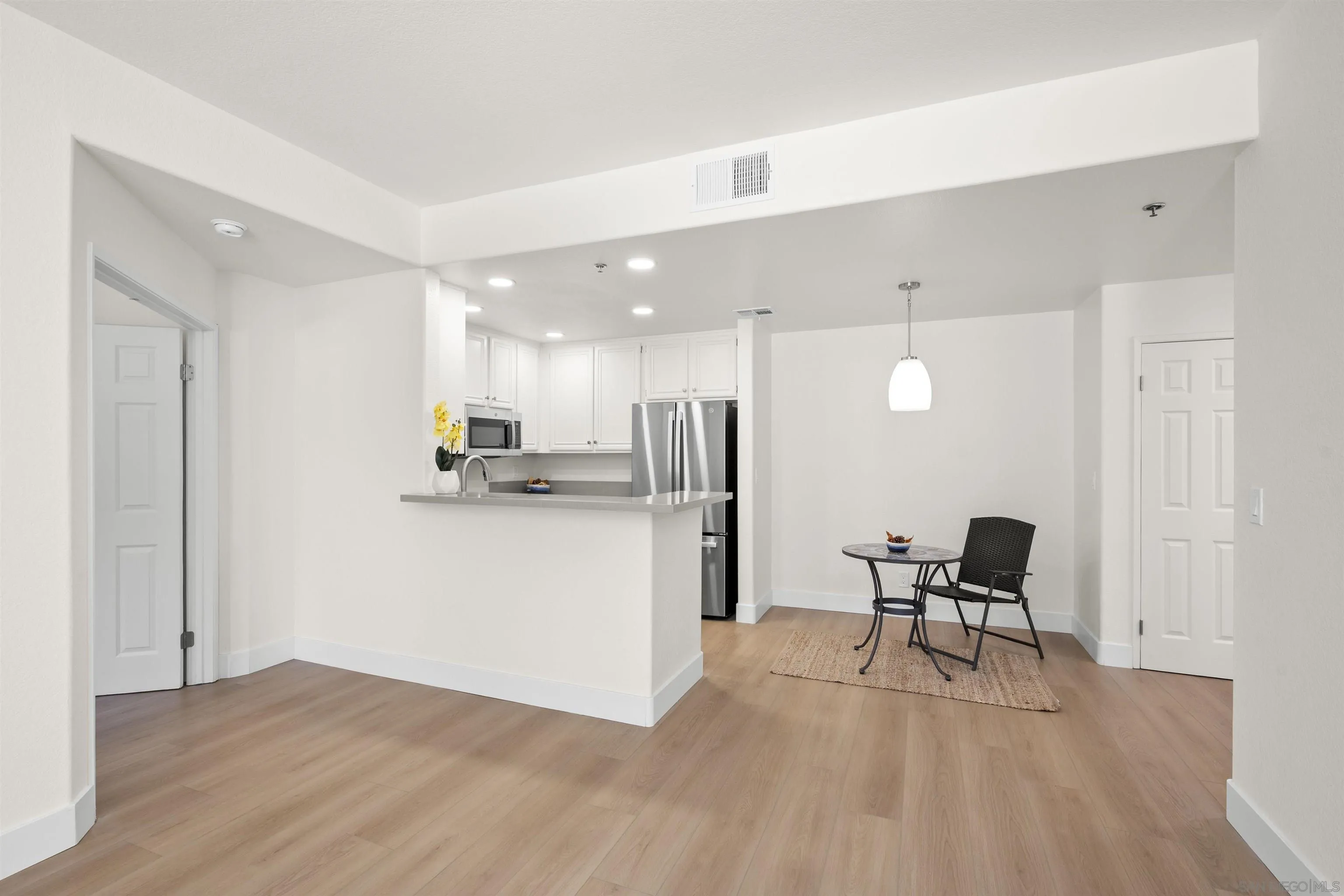https://cdn.realtyfeed.com/cdn/127/250037342/f9e73e11fba599b2af8600bc5c93e674.webp