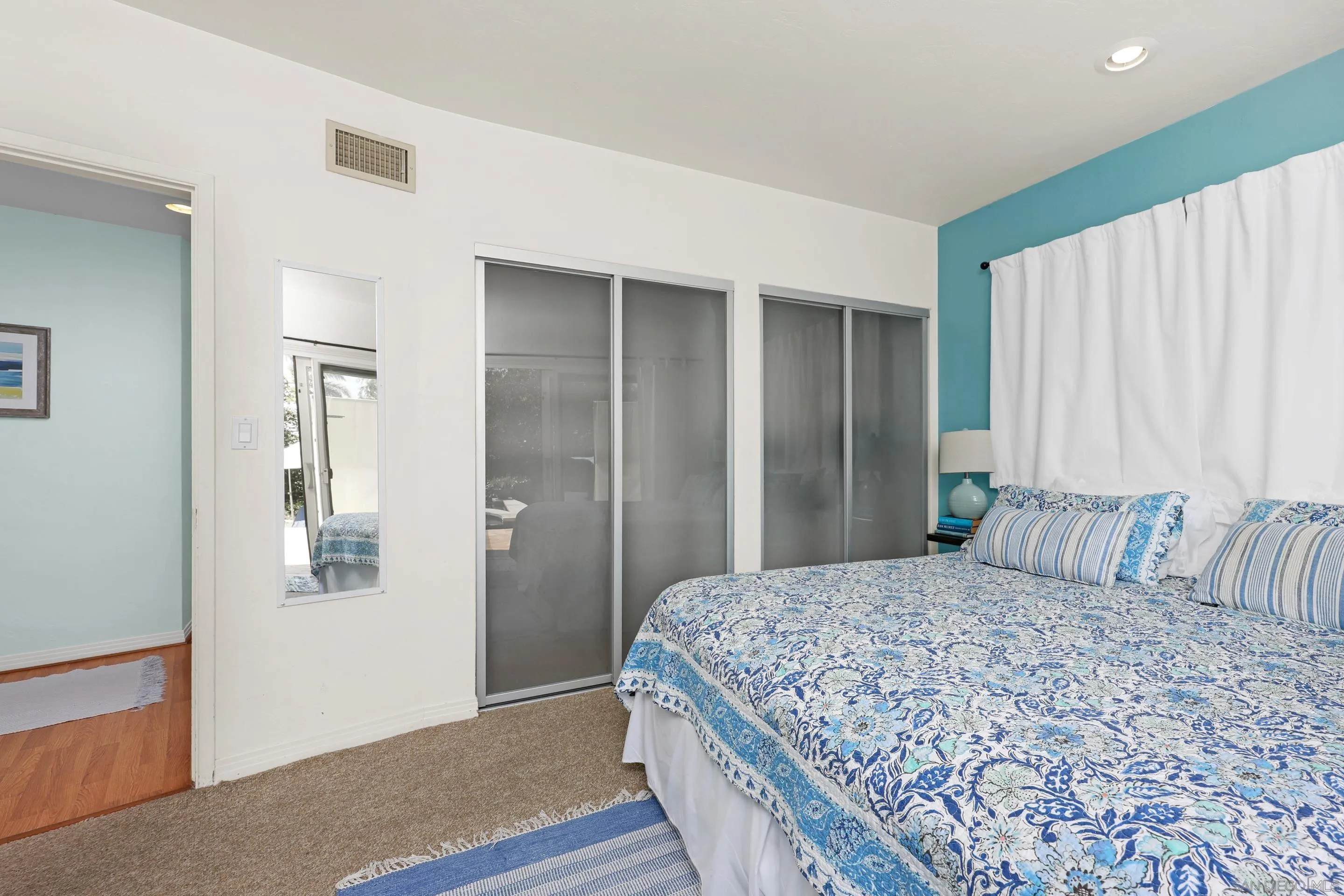 https://cdn.realtyfeed.com/cdn/127/250037348/750b3b9145d0513b254ac31295e1c907.webp