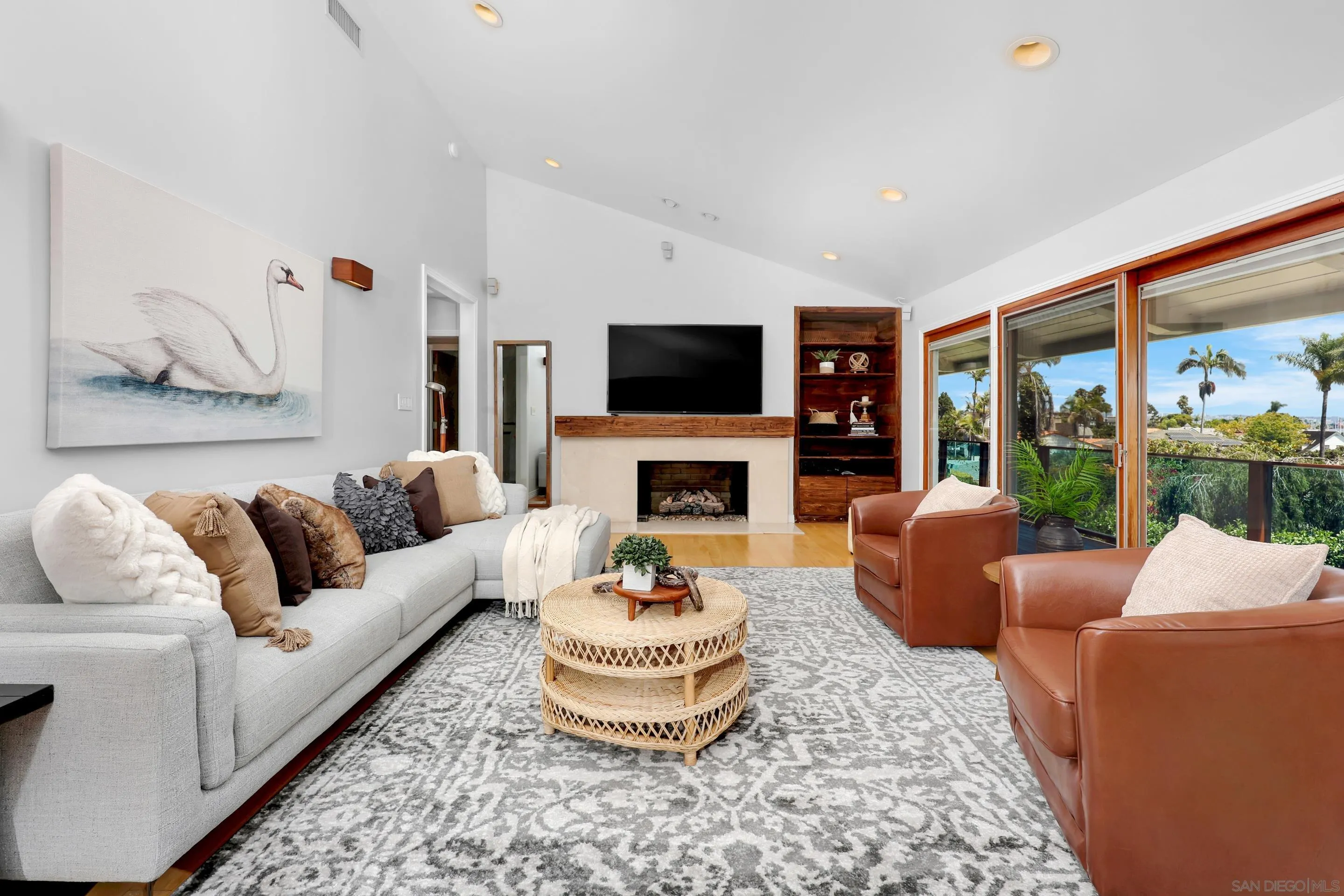 https://cdn.realtyfeed.com/cdn/127/250037348/b0143af35f5471dbfbb24a814181ea72.webp