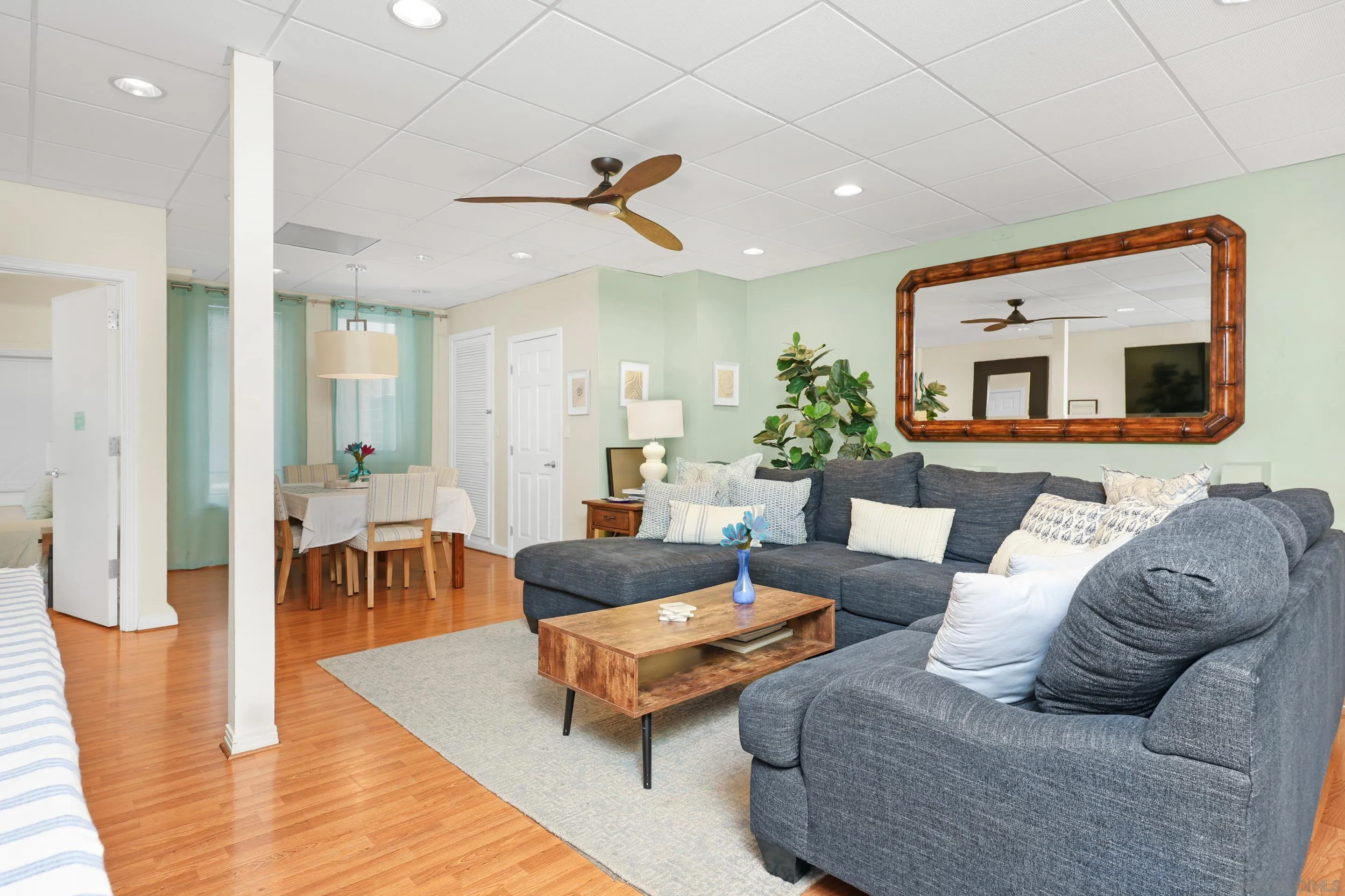 https://cdn.realtyfeed.com/cdn/127/250037348/e37012e117457aa3cc8cd0793371b909.webp
