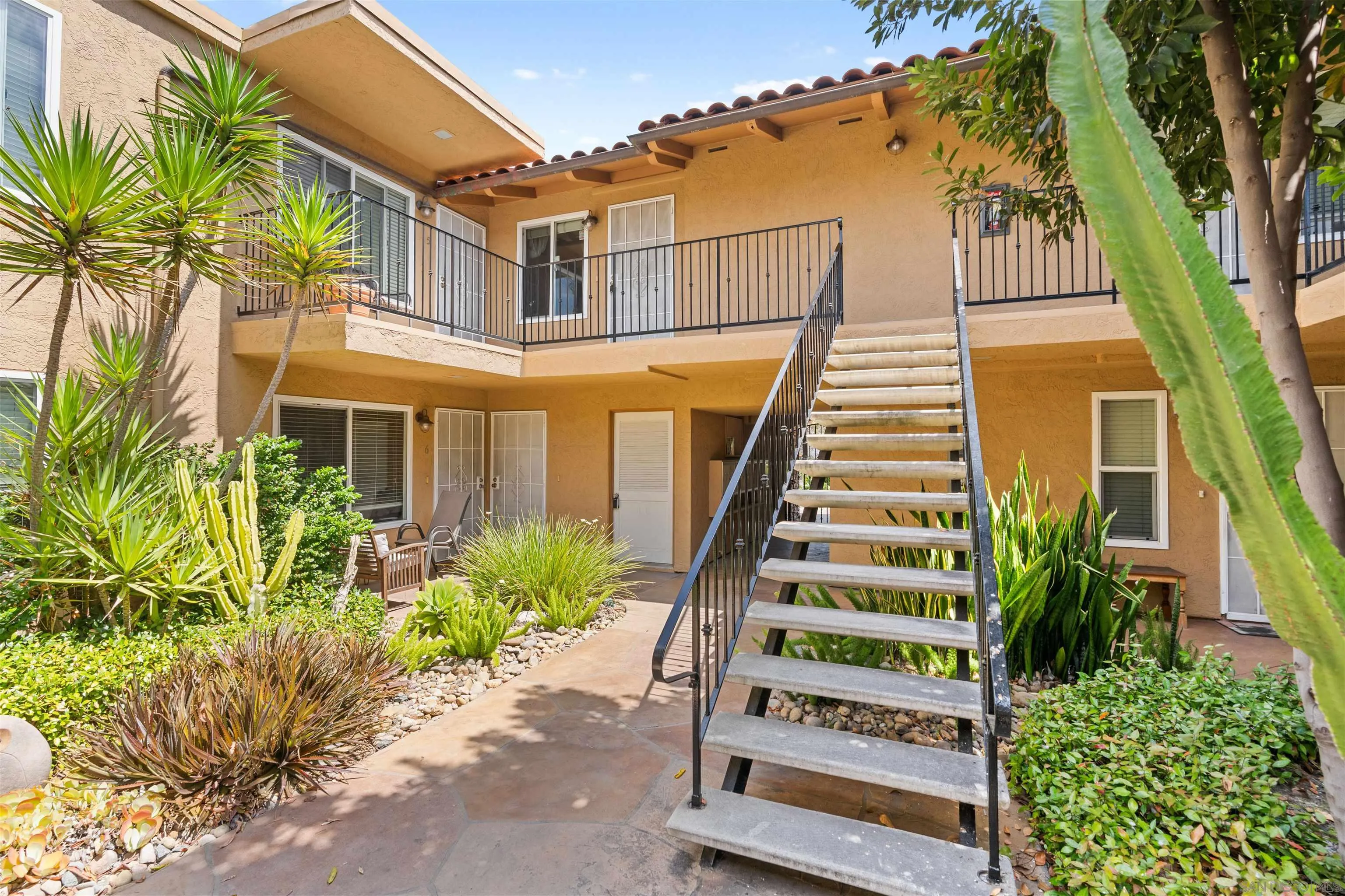 https://cdn.realtyfeed.com/cdn/127/250037355/00e1b3a8057852396311c840bcbb1c02.webp