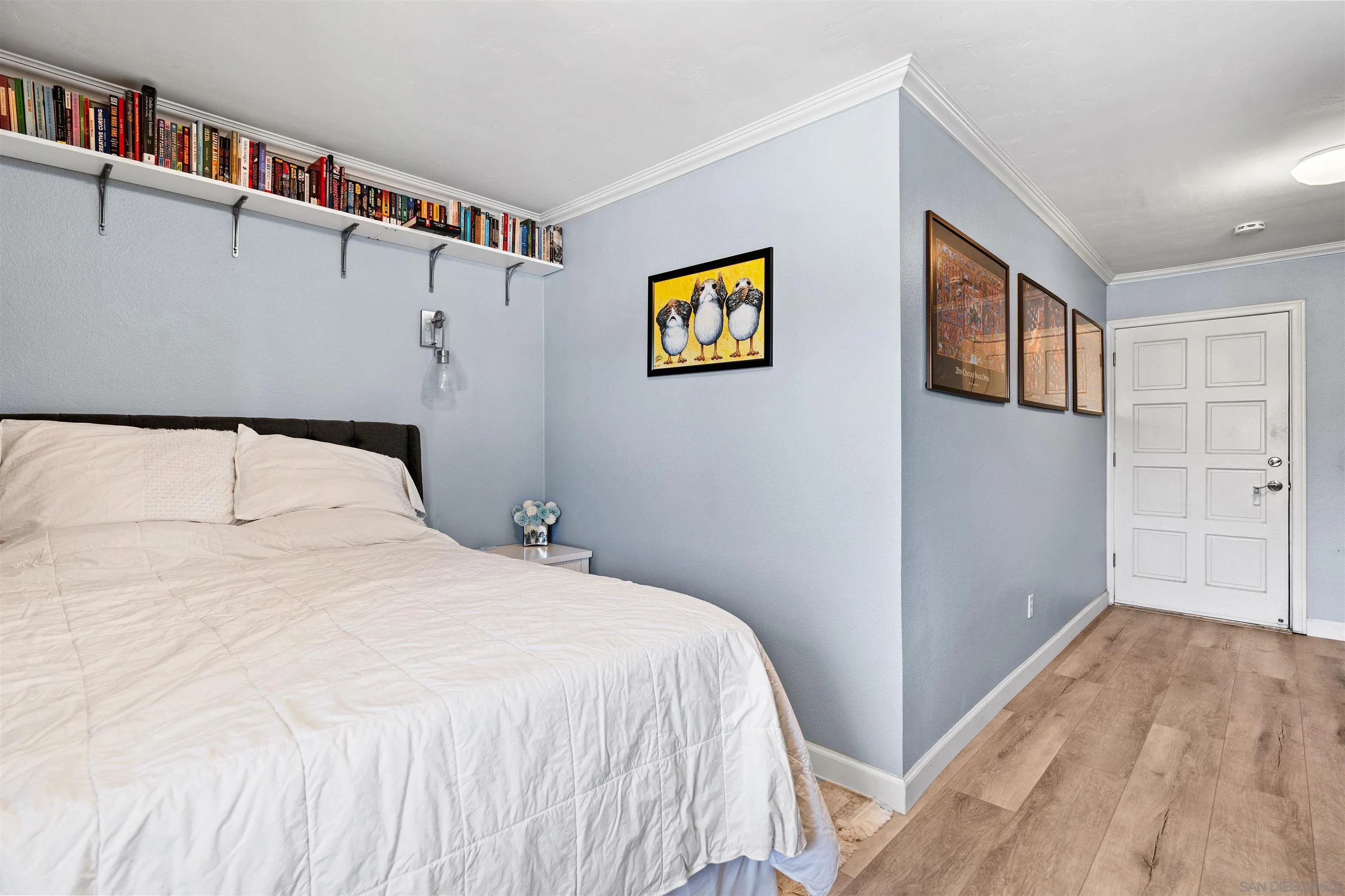 https://cdn.realtyfeed.com/cdn/127/250037355/c9e85b0e94daa8ec77e2495b55459bdd.webp