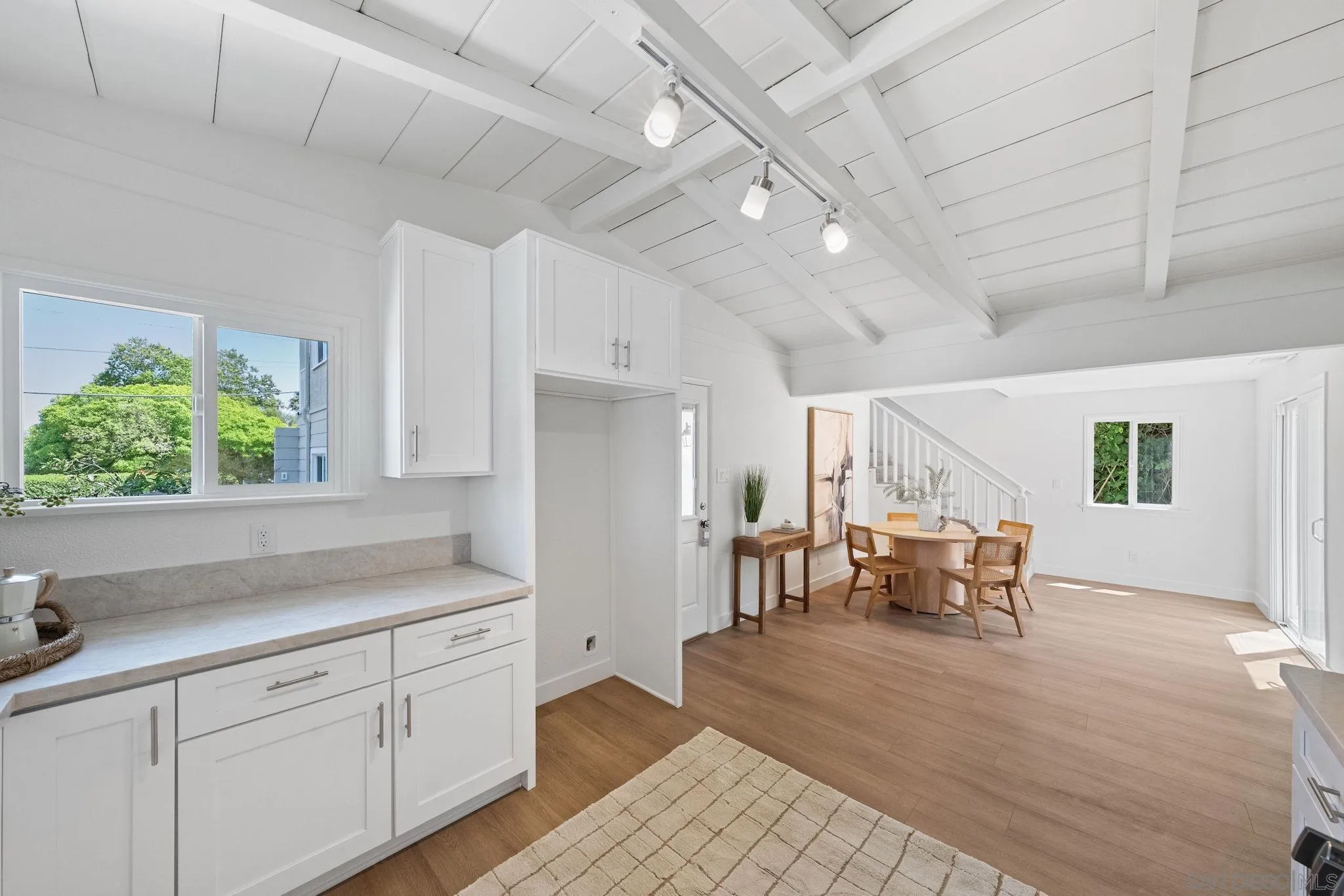 https://cdn.realtyfeed.com/cdn/127/250037357/553e14973414f45e16105260d139c4bf.webp