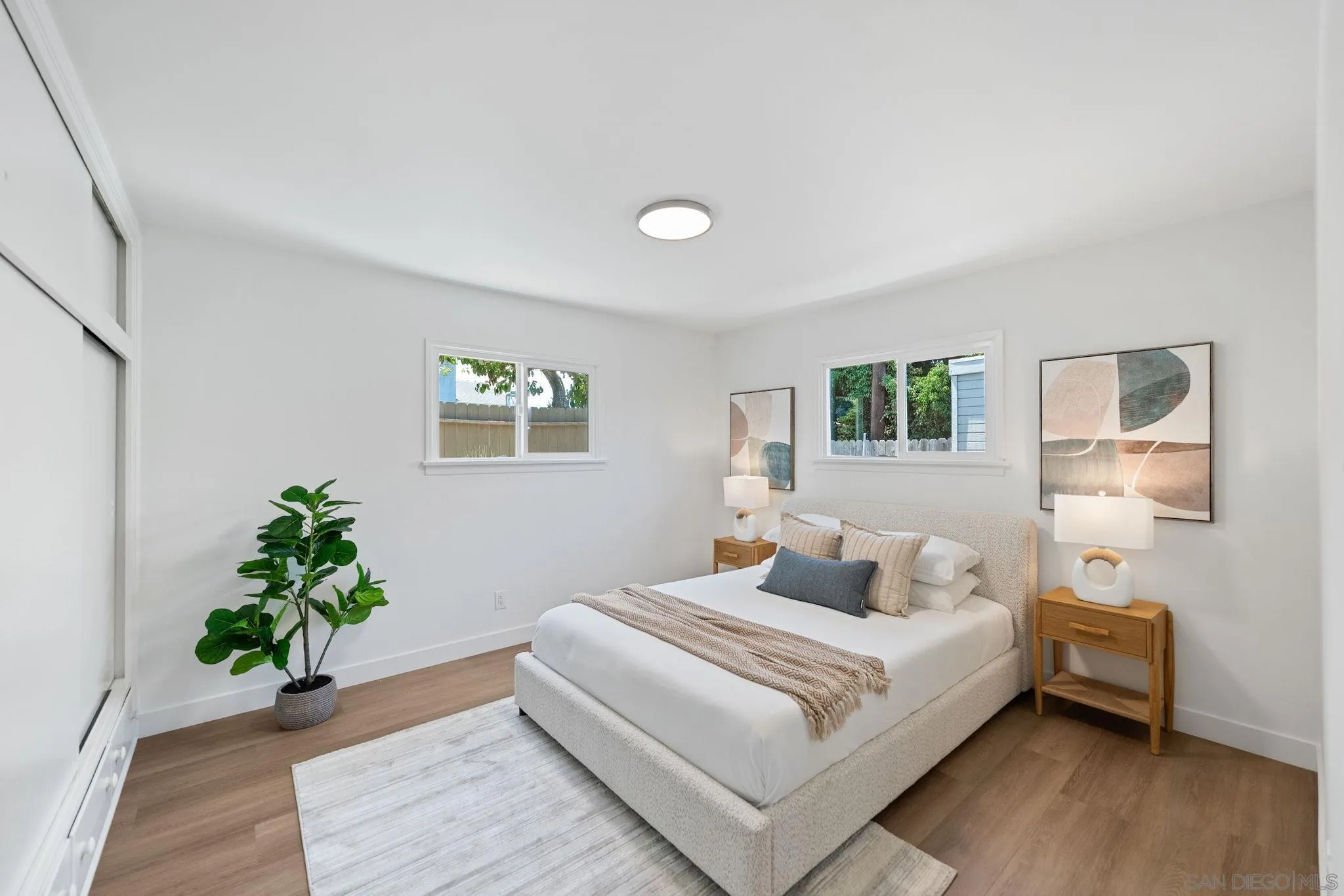 https://cdn.realtyfeed.com/cdn/127/250037357/b1f7343f47a9ff6392ce943c8c0da44f.webp