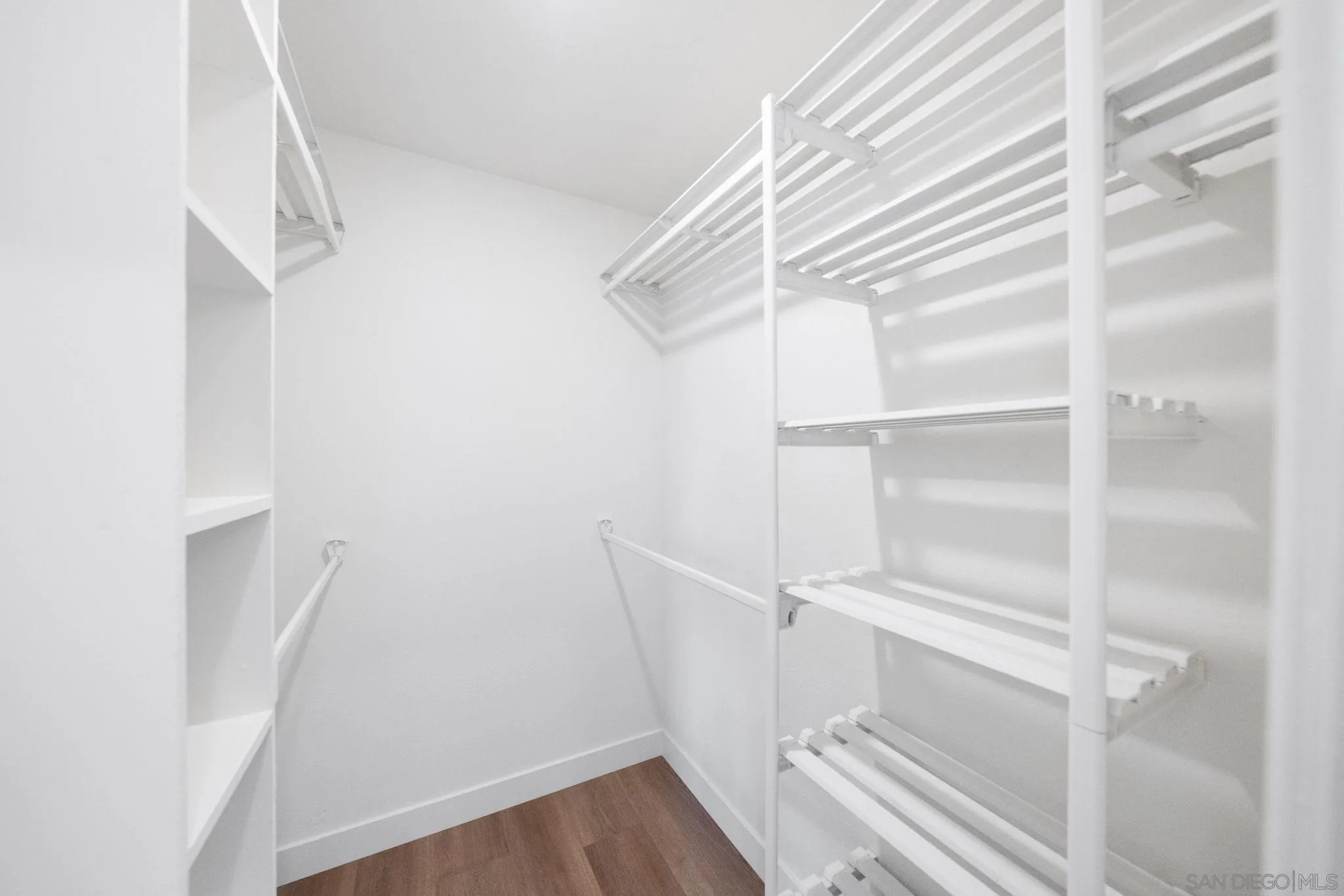 https://cdn.realtyfeed.com/cdn/127/250037357/c6a773a8c4d81aacca565660c3725266.webp
