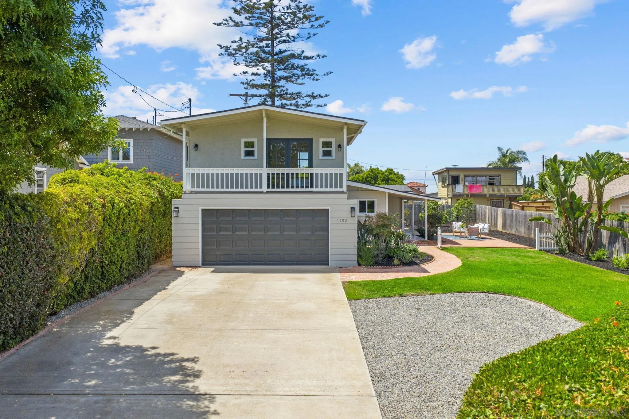 https://cdn.realtyfeed.com/cdn/127/250037357/cfcfa564840ccfe1b0f76836248eb3c6.webp