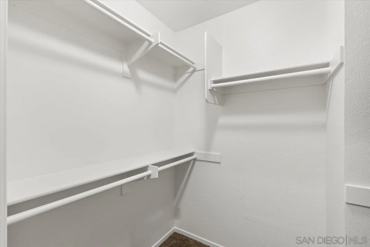 https://cdn.realtyfeed.com/cdn/127/250037358/786546e65bd0b7773991f6858cd3e479.webp