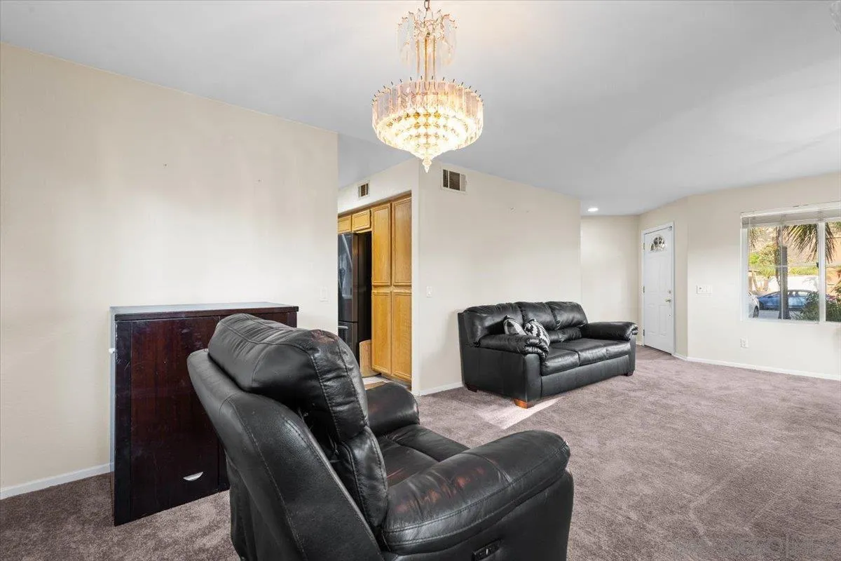 https://cdn.realtyfeed.com/cdn/127/250037358/a1ae46dc50d24f74b6bc1764e0846d26.webp