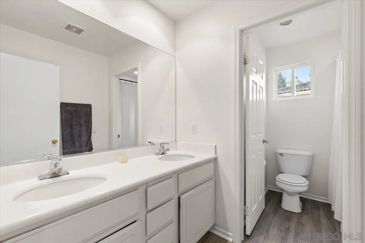 https://cdn.realtyfeed.com/cdn/127/250037358/f66523901c1fe839826c30de9b3a9361.webp