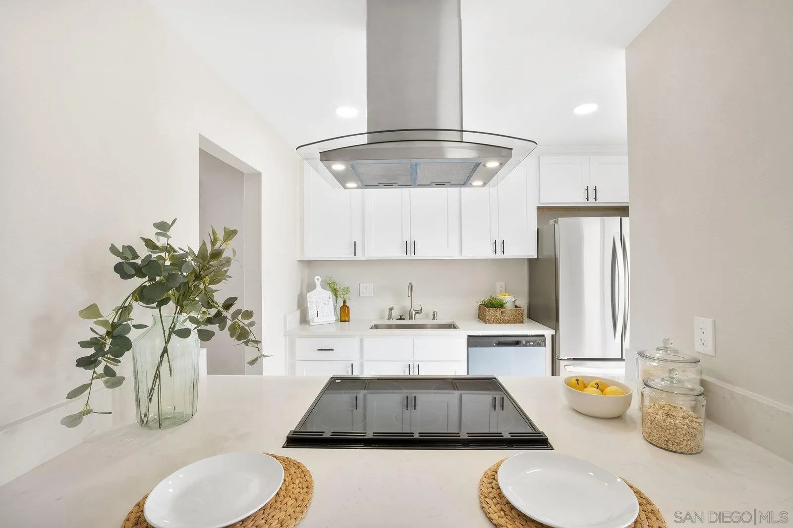 https://cdn.realtyfeed.com/cdn/127/250037361/68c976c9622e14ac39be4c4ecc1d5d49.webp